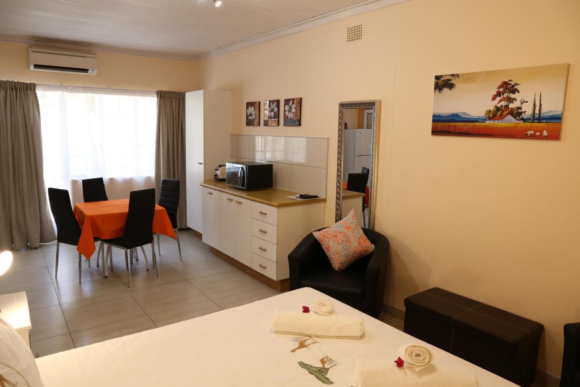 Family Room,918186937:JPEG
